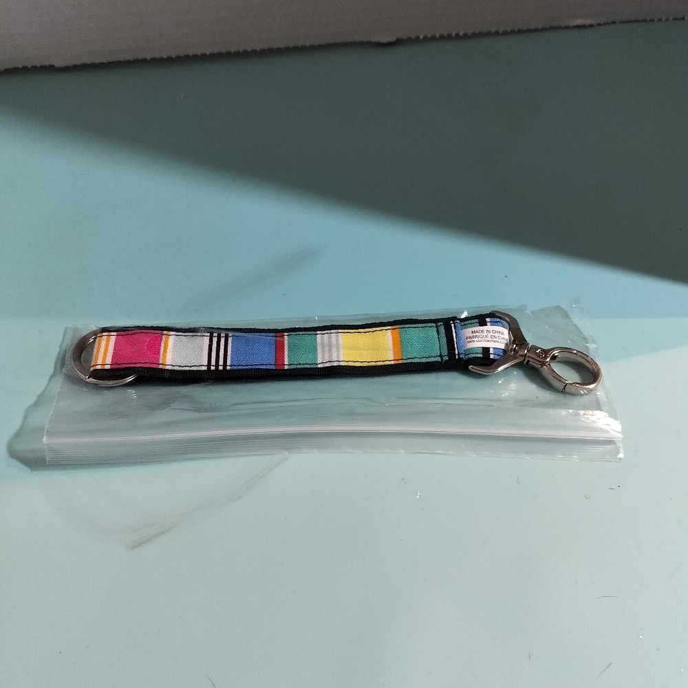 Brand new Thirty-one hang it up key fob